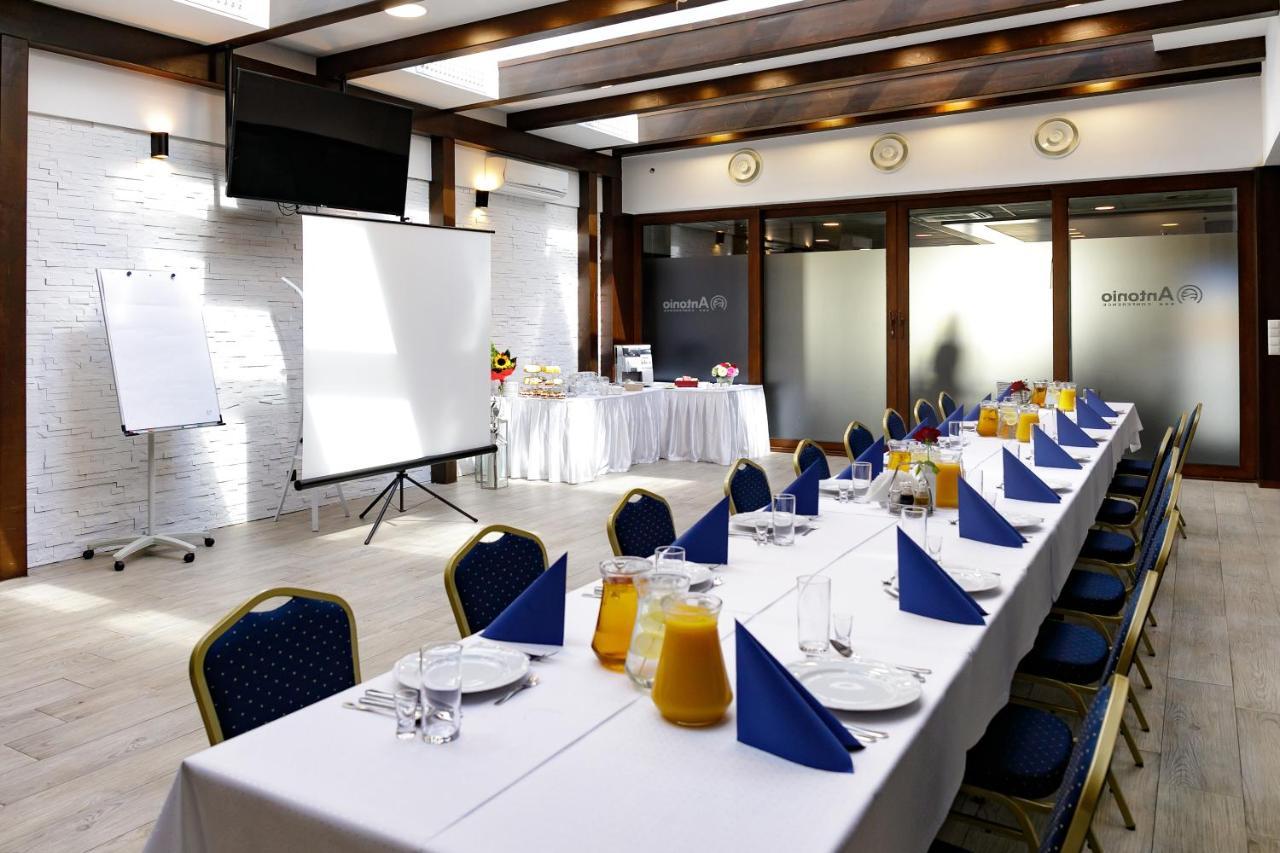 Hotel Antonio Conference Brzeg Luaran gambar